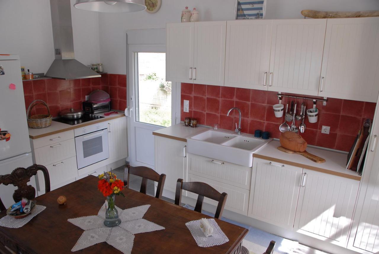 Melinda Holiday House Plomari Esterno foto