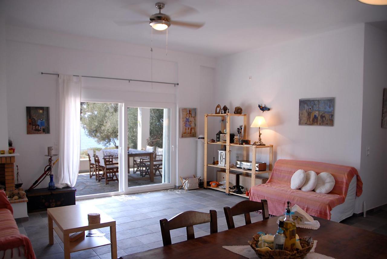 Melinda Holiday House Plomari Esterno foto